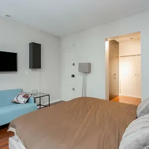 Appartement Studio Tour Eiffel Et Champs-elysees, Paris